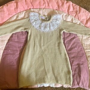 Bon Knit dress perfect for holidays. Size 2T. Only worn once, great condition.